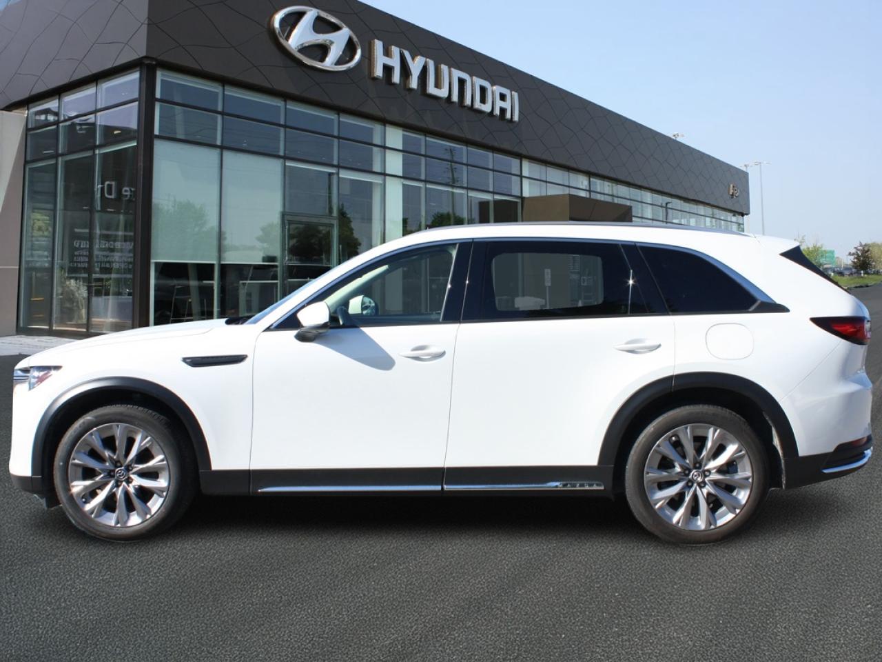 2024 Mazda CX-90 GT AWD / Heated & Vent Seats / Bose Audio / Camera Photo