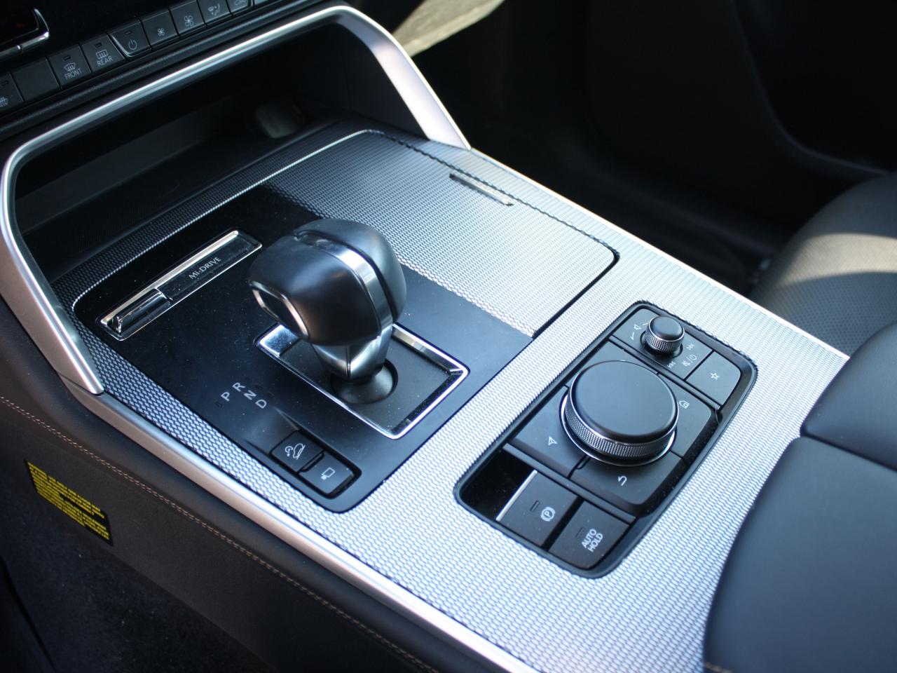 2024 Mazda CX-90 GT AWD / Heated & Vent Seats / Bose Audio / Camera Photo