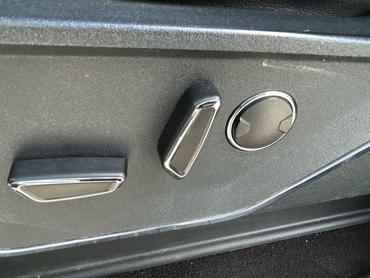 2021 Ford F-150 4x4 Supercrew Lariat   Accident-Free Photo