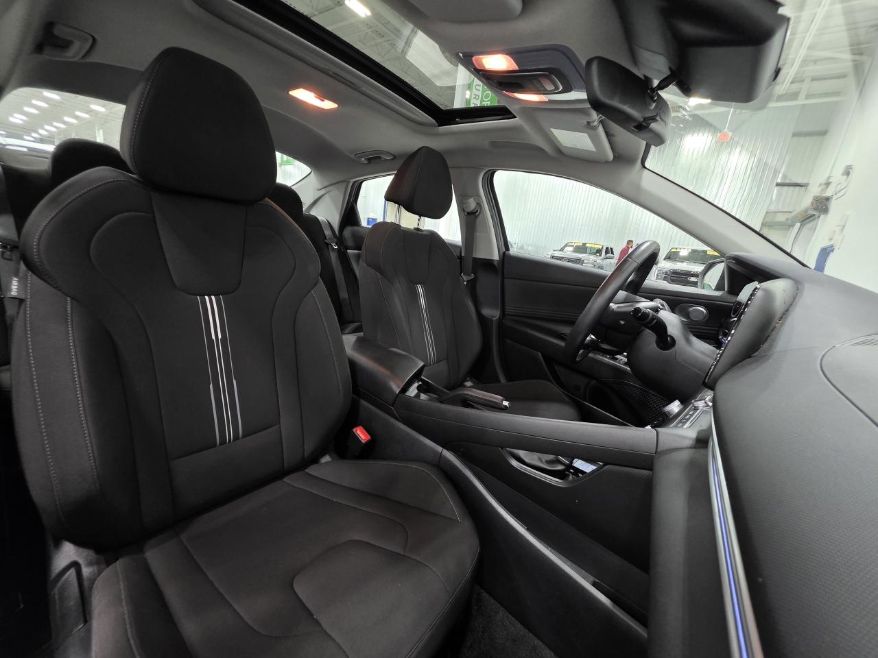 2024 Hyundai Elantra Preferred Tech - FINANCE @$71/WK OR LEASE @$92/WK Photo