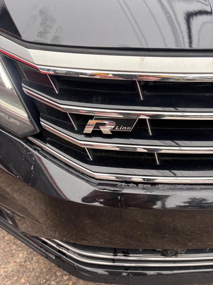 2019 Volkswagen Passat Wolfsburg Edition Auto Photo