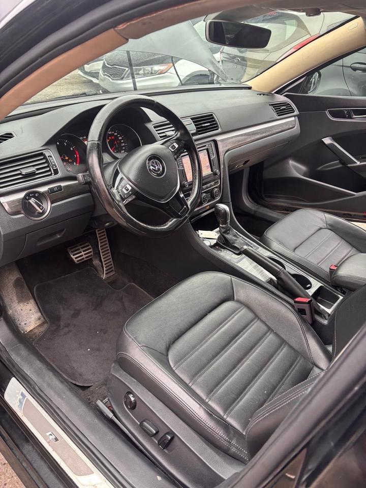 2019 Volkswagen Passat Wolfsburg Edition Auto Photo