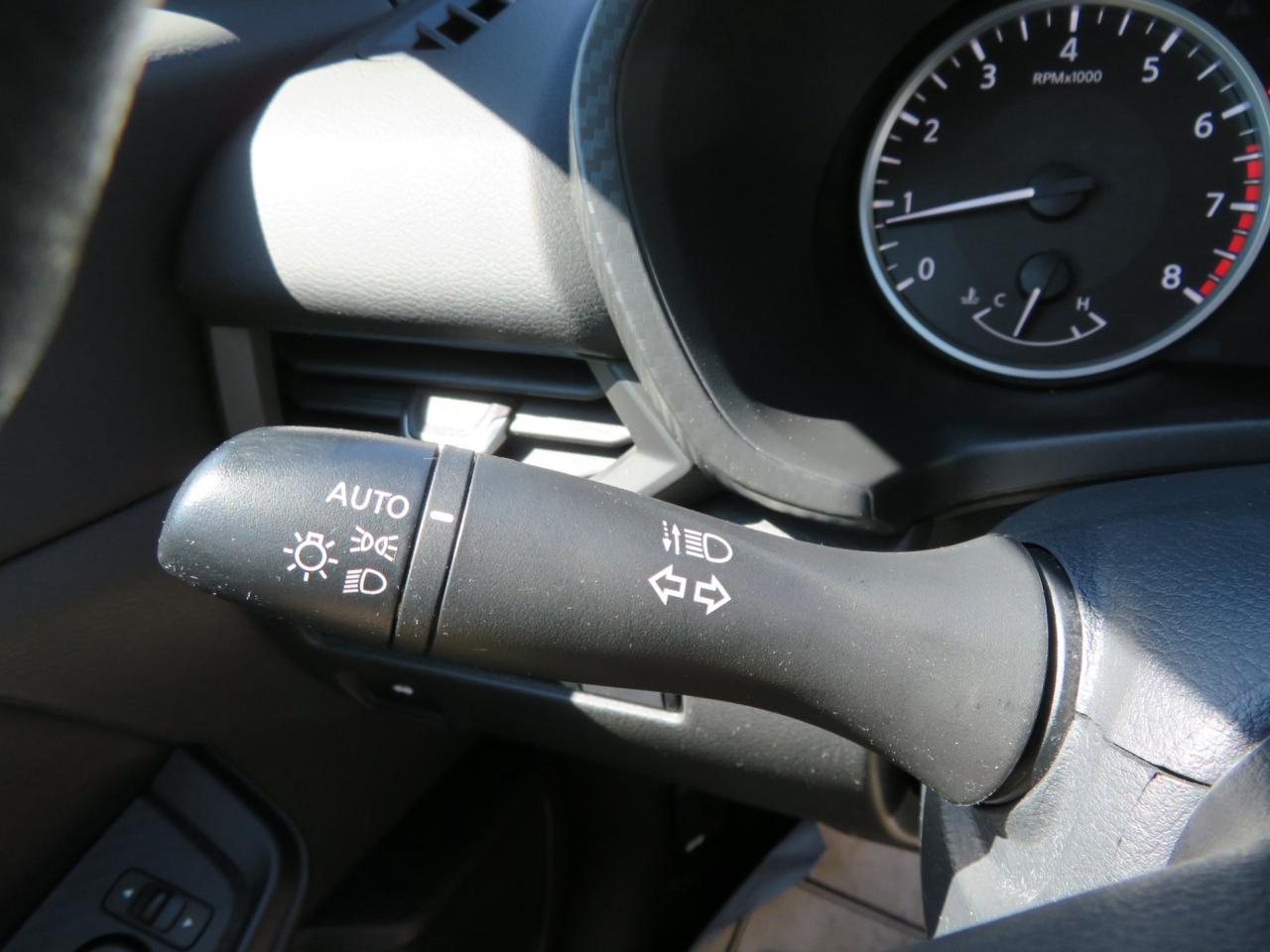 2022 Nissan Sentra S Photo