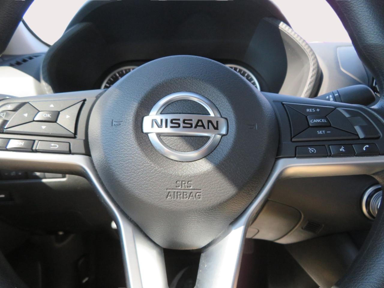 2022 Nissan Sentra S Photo