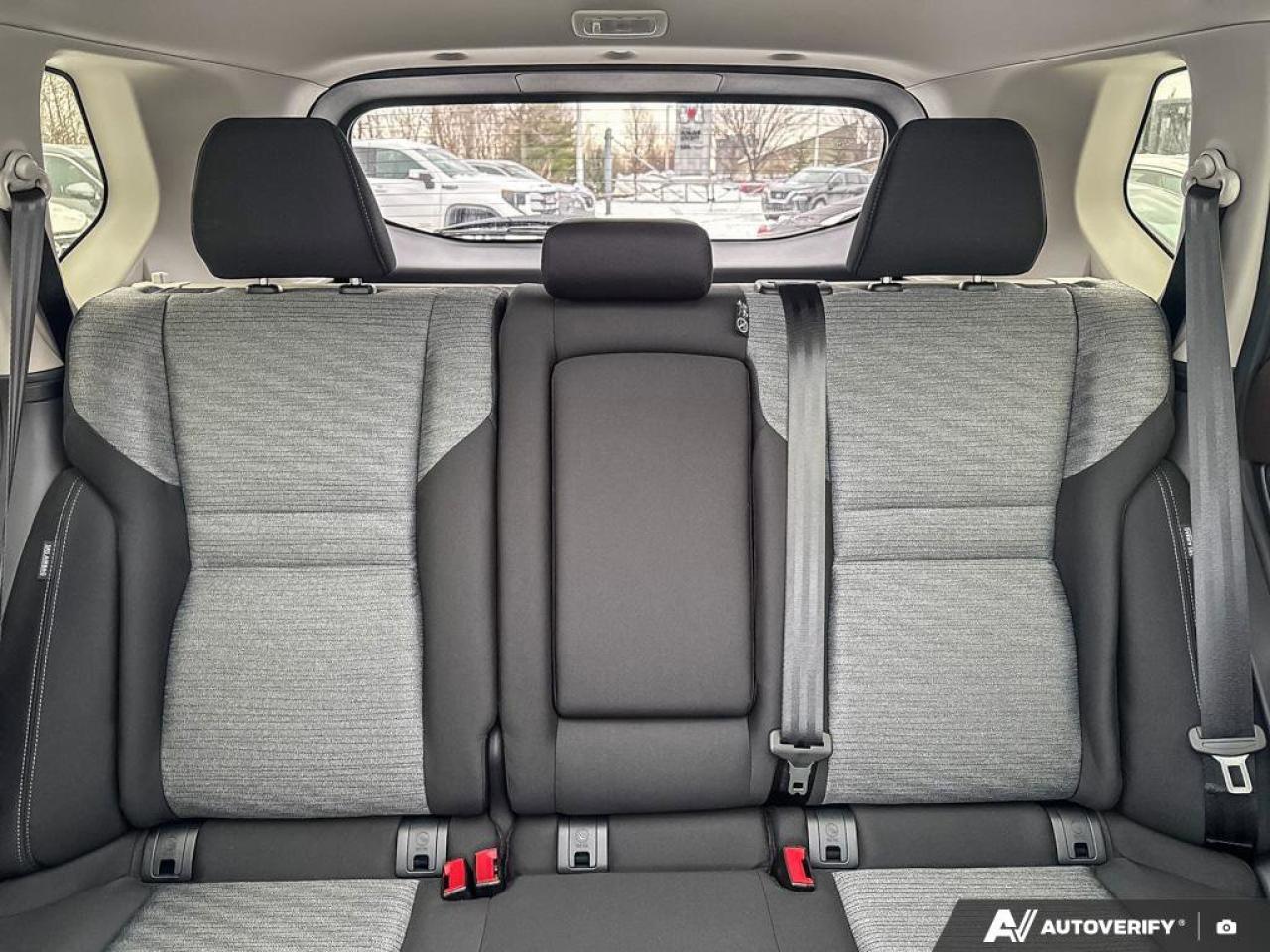 2023 Nissan Rogue SV Photo