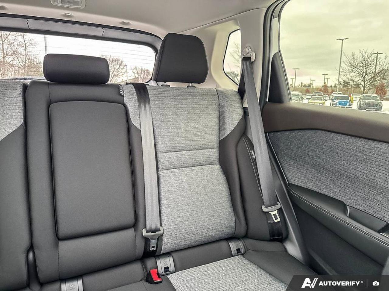 2023 Nissan Rogue SV Photo