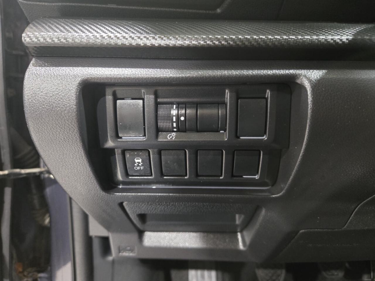 2018 Subaru Impreza AWD 17 Alloy Wheels Automatic Sedan Apple CarPlay Photo