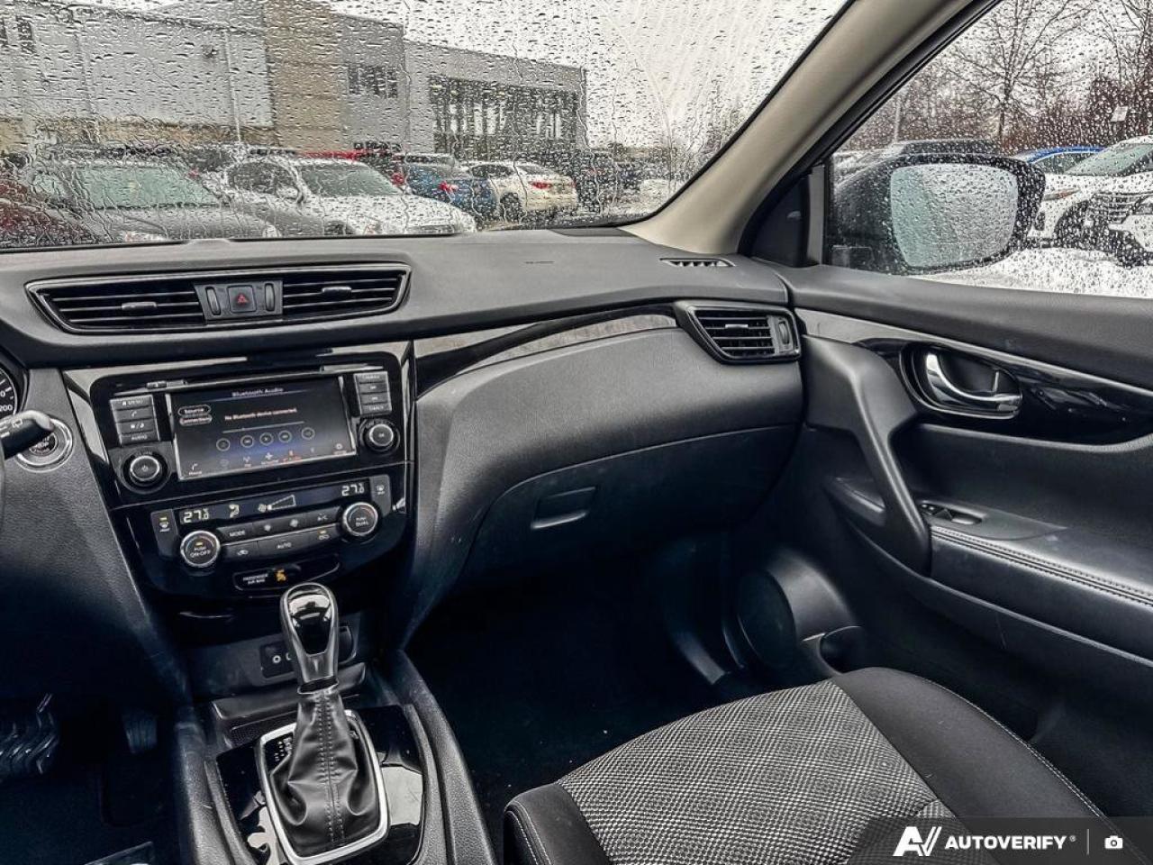 2020 Nissan Qashqai SV Photo