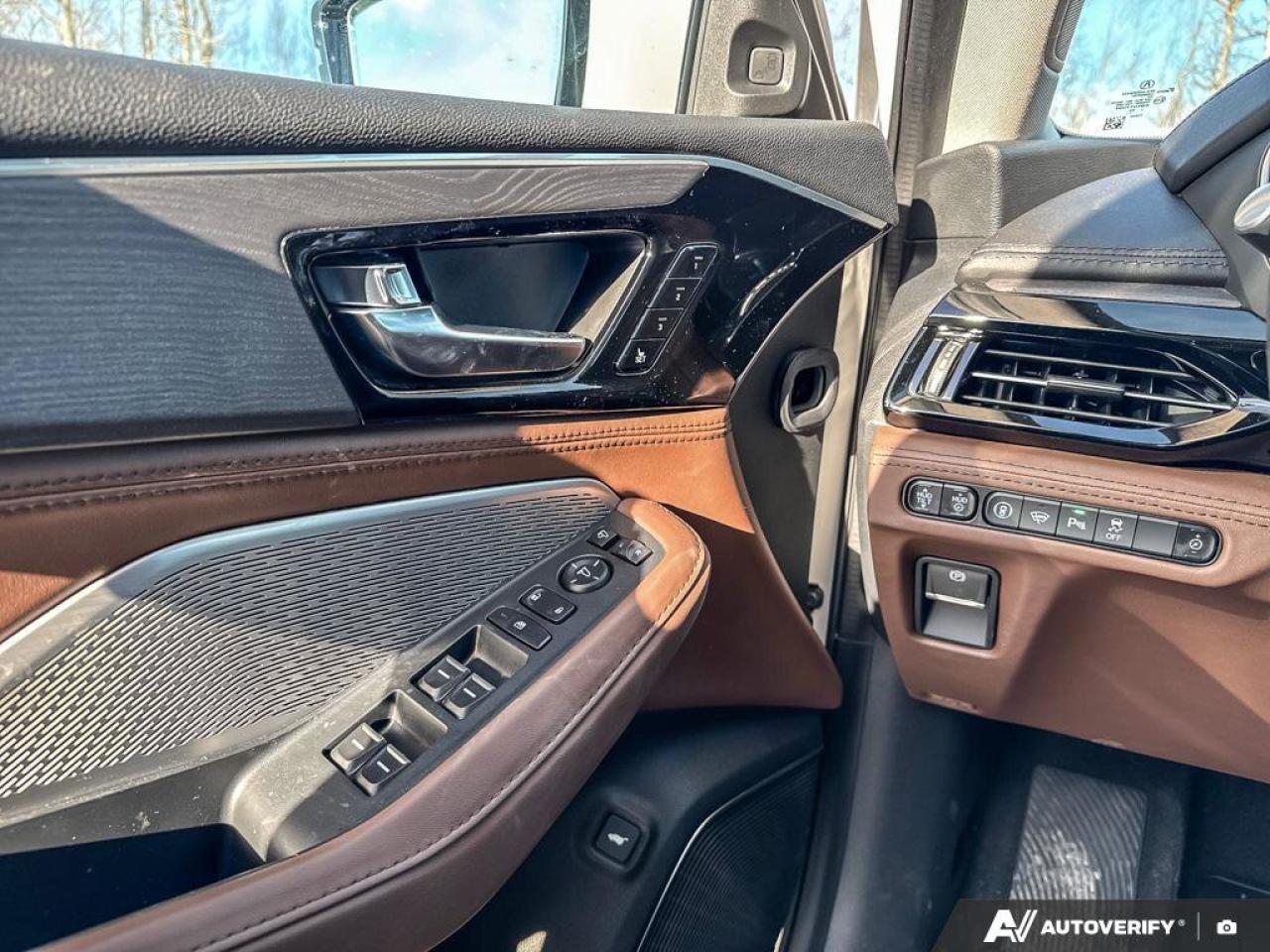 2024 Acura MDX Platinum Elite Photo