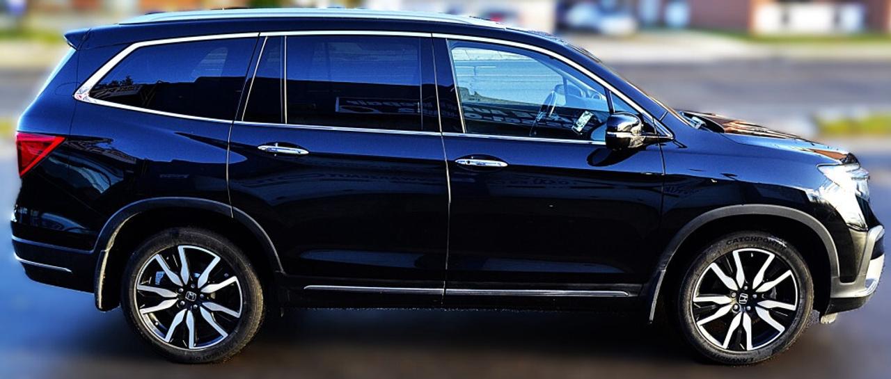 2022 Honda Pilot TOURING 8 Passenger 4dr All-Wheel Drive Automatic Photo