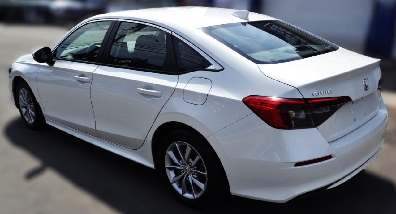 2022 Honda Civic Sedan EX CVT Photo