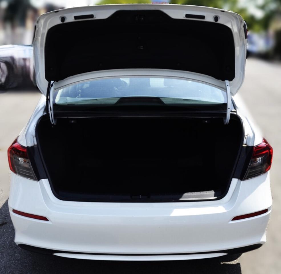 2022 Honda Civic Sedan EX CVT Photo