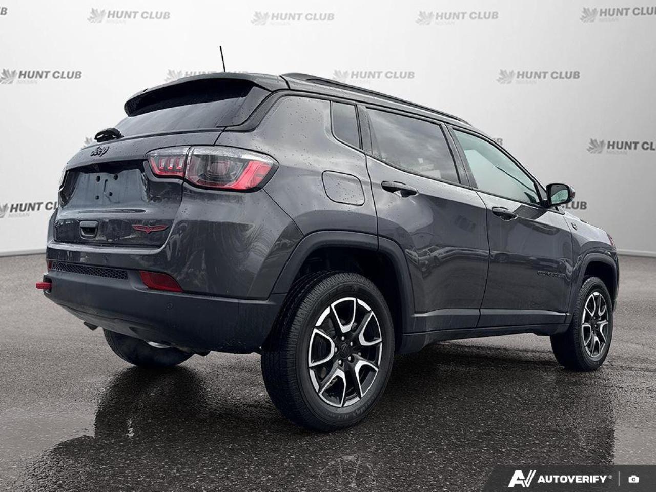 2024 Jeep Compass Trailhawk Photo