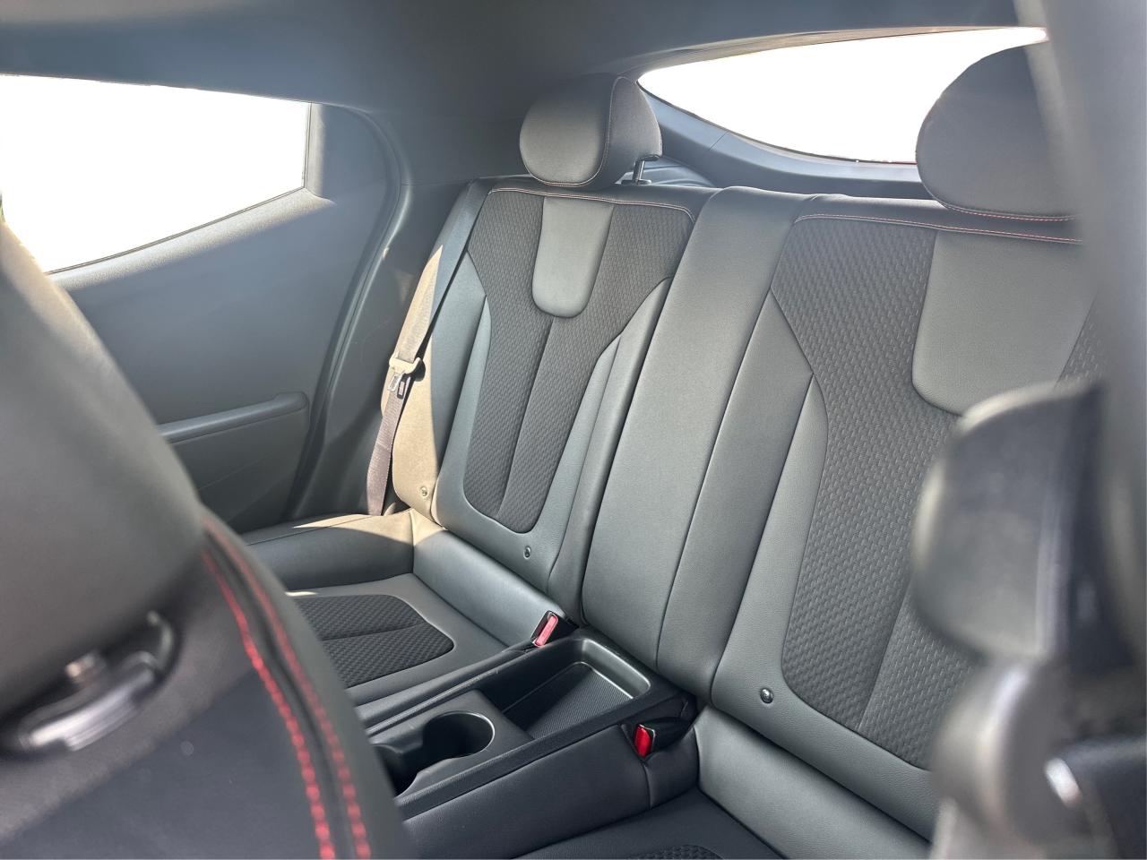 2019 Hyundai Veloster Turbo / Heated Seats / Sunroof / Camera Photo