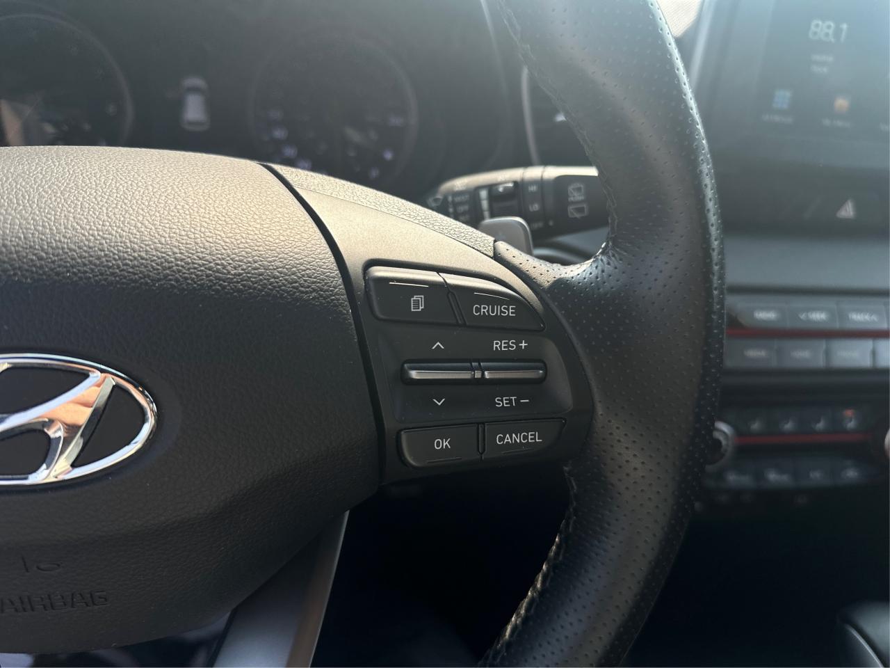2019 Hyundai Veloster Turbo / Heated Seats / Sunroof / Camera Photo