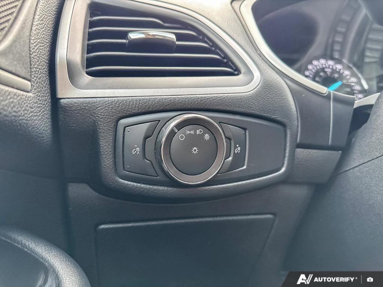 2018 Ford Edge SEL Photo