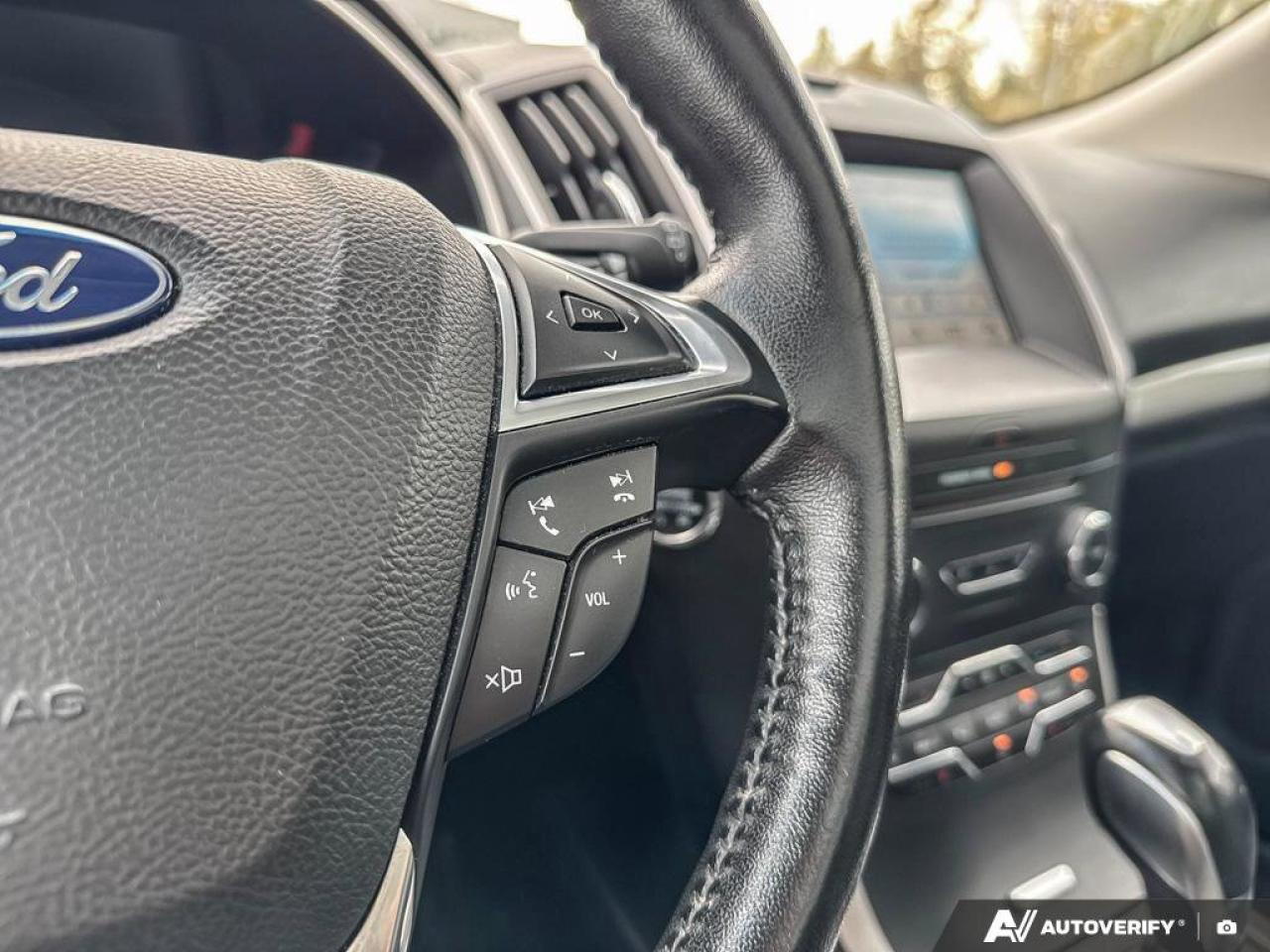 2018 Ford Edge SEL Photo