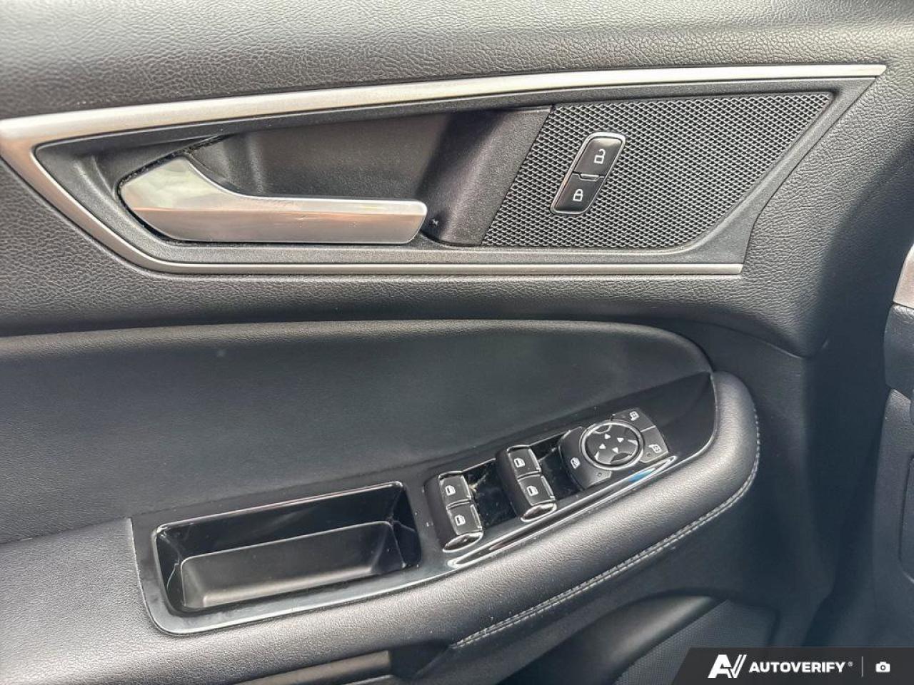 2018 Ford Edge SEL Photo