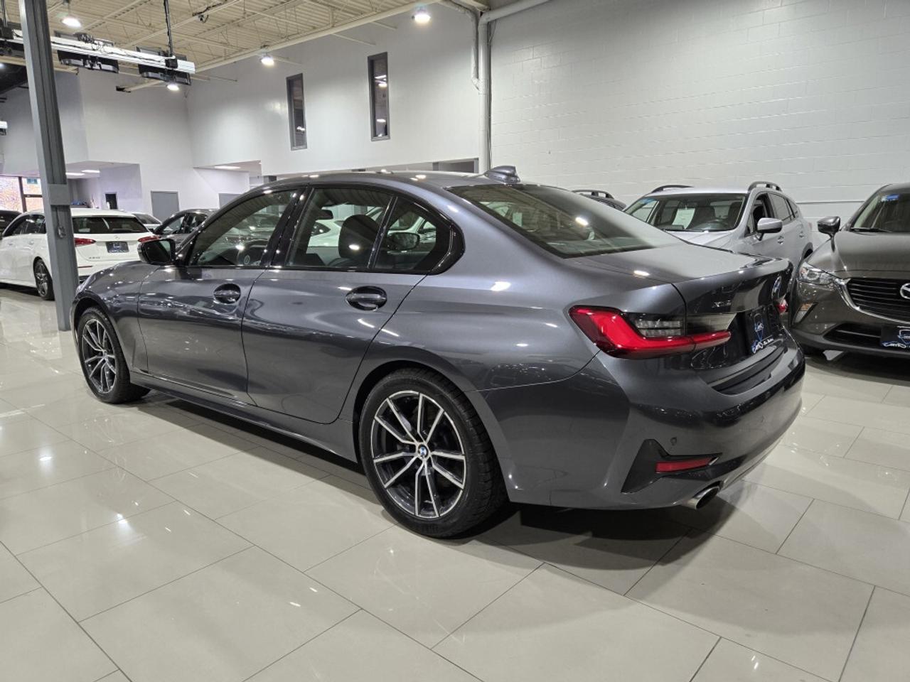 2021 BMW 330i xDrive AWD No Accident Apple CarPlay Navigation Sunroof Photo
