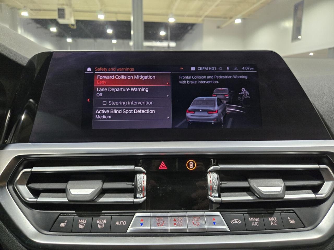 2021 BMW 330i xDrive AWD No Accident Apple CarPlay Navigation Sunroof Photo