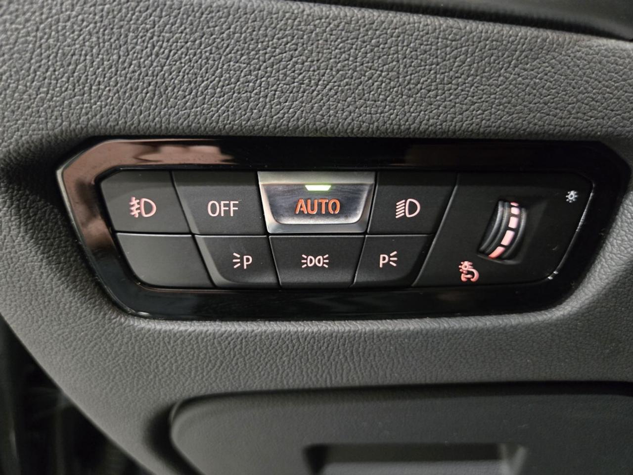 2021 BMW 330i xDrive AWD No Accident Apple CarPlay Navigation Sunroof Photo