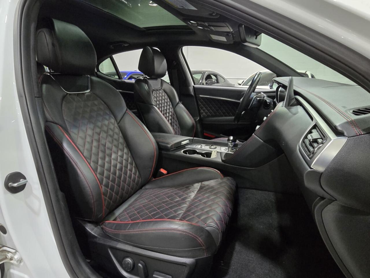 2020 Genesis G70 3.3T Sport AWD Navigation Backup Cam Brembo Brakes Photo