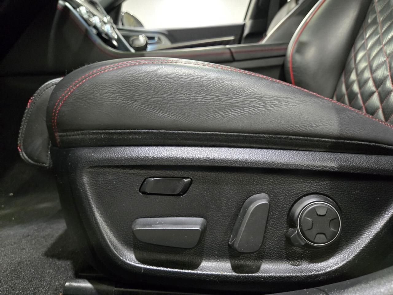 2020 Genesis G70 3.3T Sport AWD Navigation Backup Cam Brembo Brakes Photo