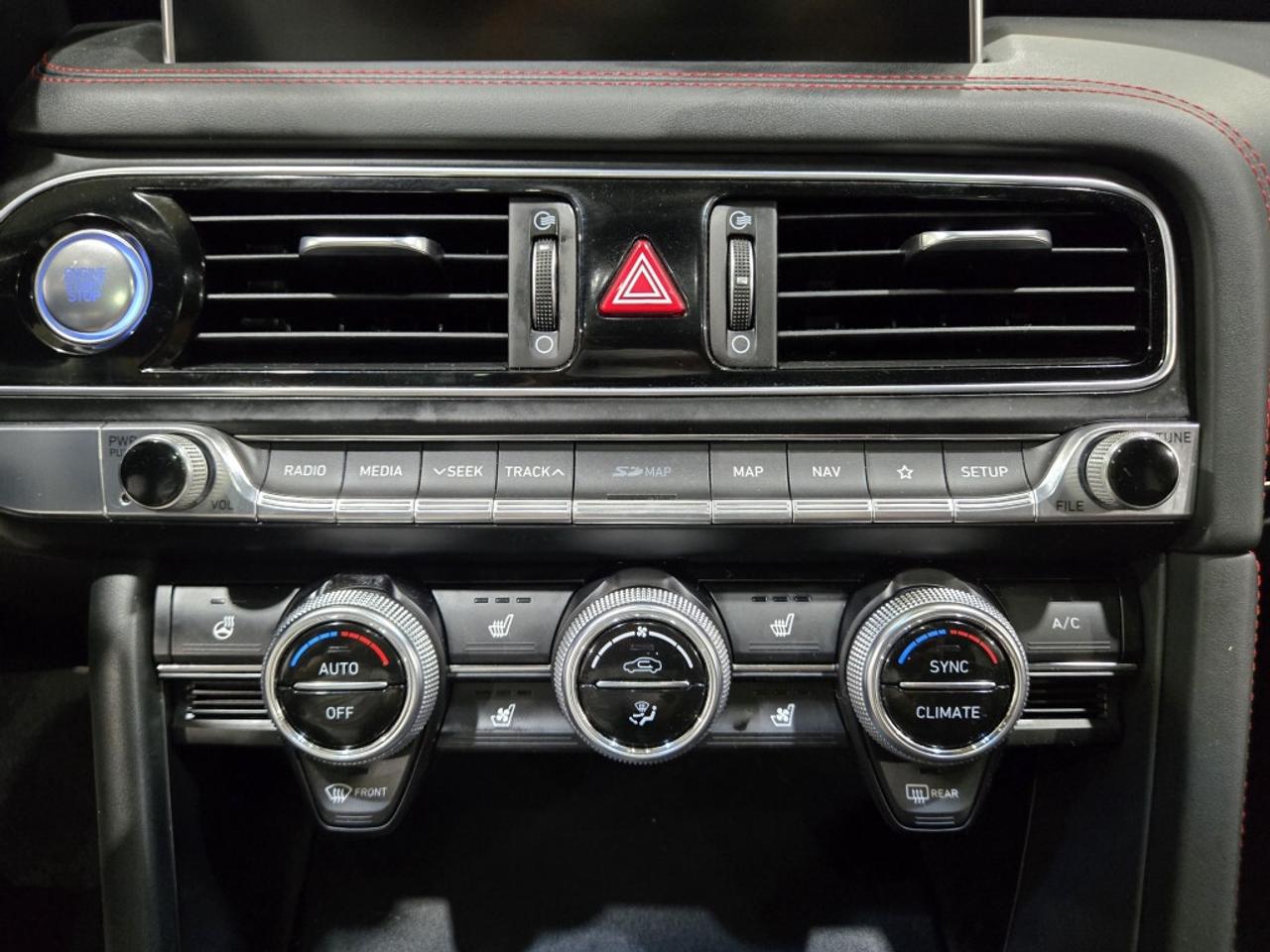 2020 Genesis G70 3.3T Sport AWD Navigation Backup Cam Brembo Brakes Photo