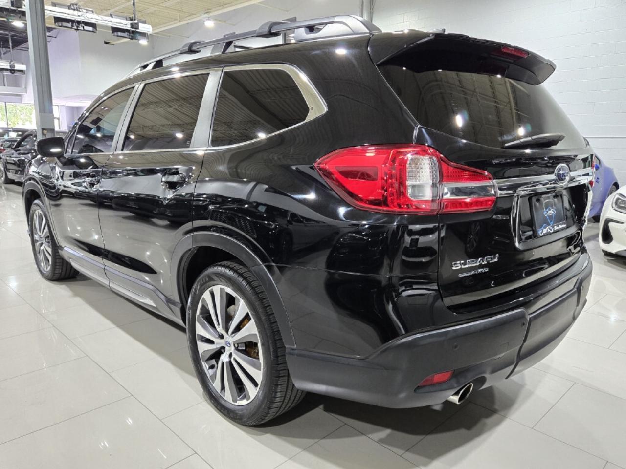 2019 Subaru ASCENT Limited 8 Passenger NO ACCIDENTS LOCAL ONTARIO VEH Photo