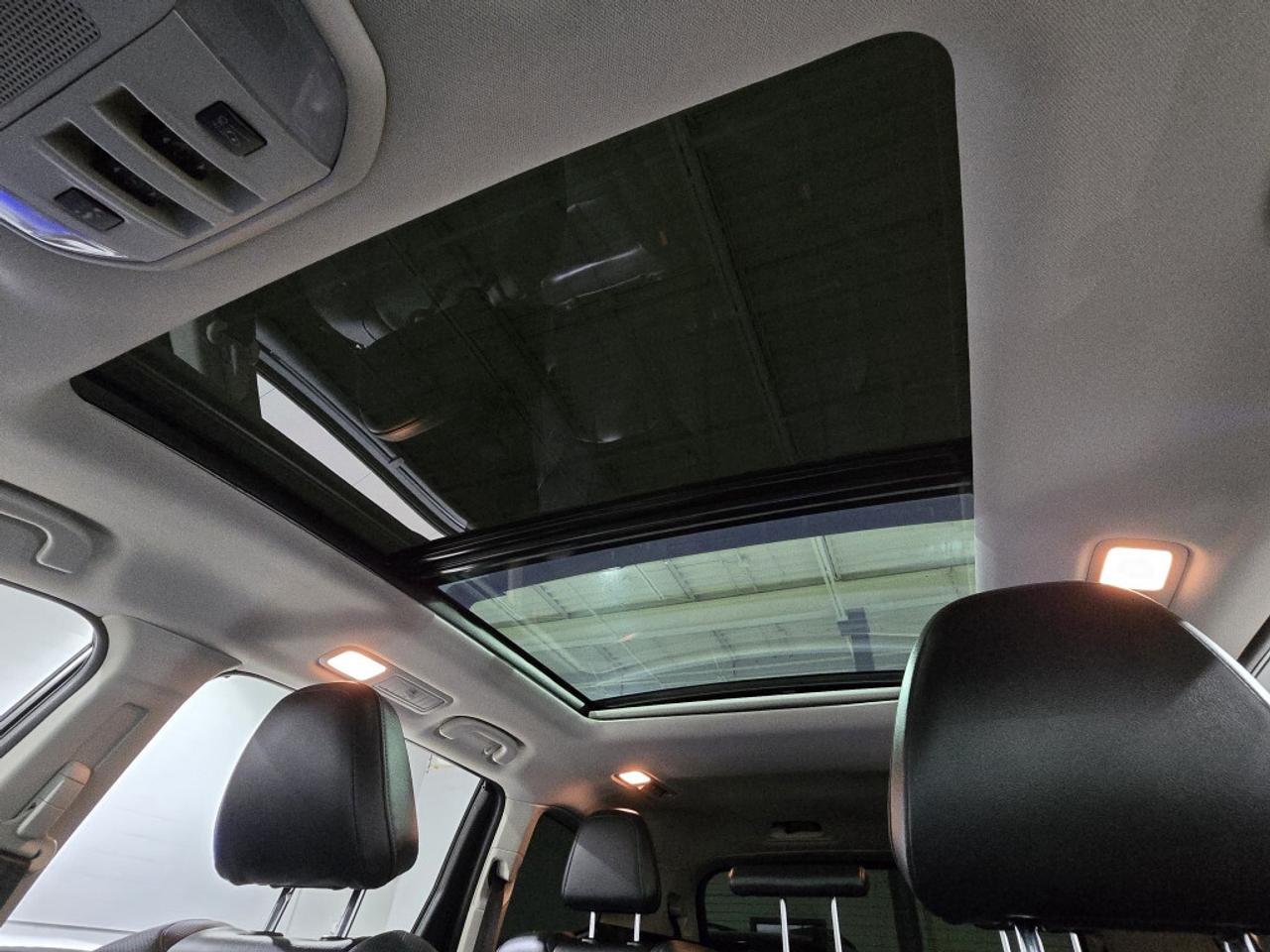 2019 Subaru ASCENT Limited 8 Passenger NO ACCIDENTS LOCAL ONTARIO VEH Photo