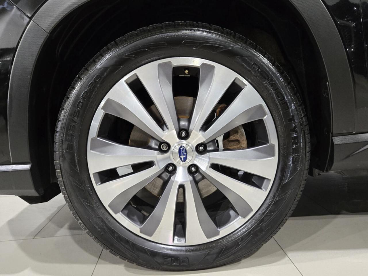 2019 Subaru ASCENT Limited 8 Passenger NO ACCIDENTS LOCAL ONTARIO VEH Photo