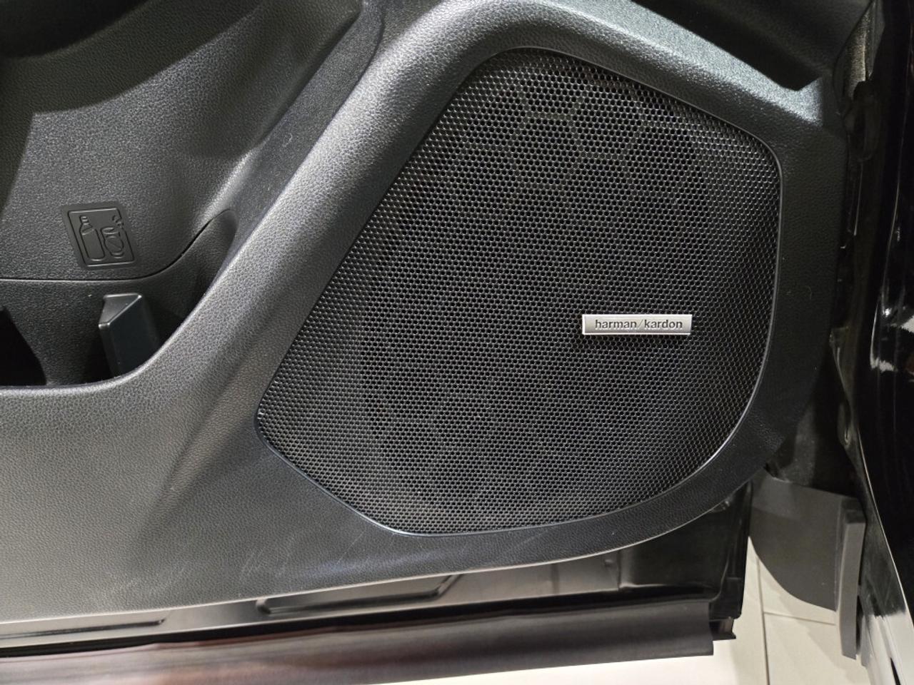 2019 Subaru ASCENT Limited 8 Passenger NO ACCIDENTS LOCAL ONTARIO VEH Photo