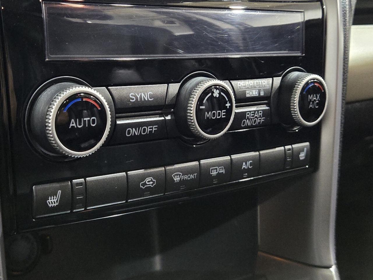 2019 Subaru ASCENT Limited 8 Passenger NO ACCIDENTS LOCAL ONTARIO VEH Photo