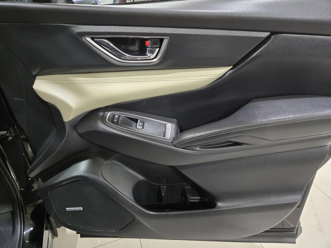 2019 Subaru ASCENT Limited 8 Passenger NO ACCIDENTS LOCAL ONTARIO VEH Photo