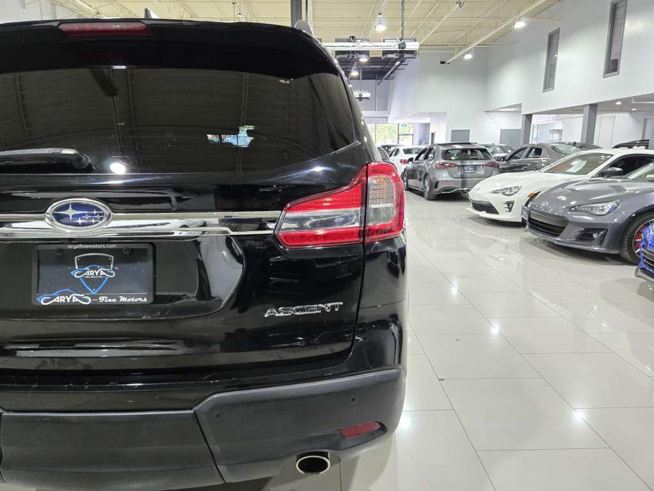 2019 Subaru ASCENT Limited 8 Passenger NO ACCIDENTS LOCAL ONTARIO VEHICLE NEW BRAKES ALL AROUND Photo