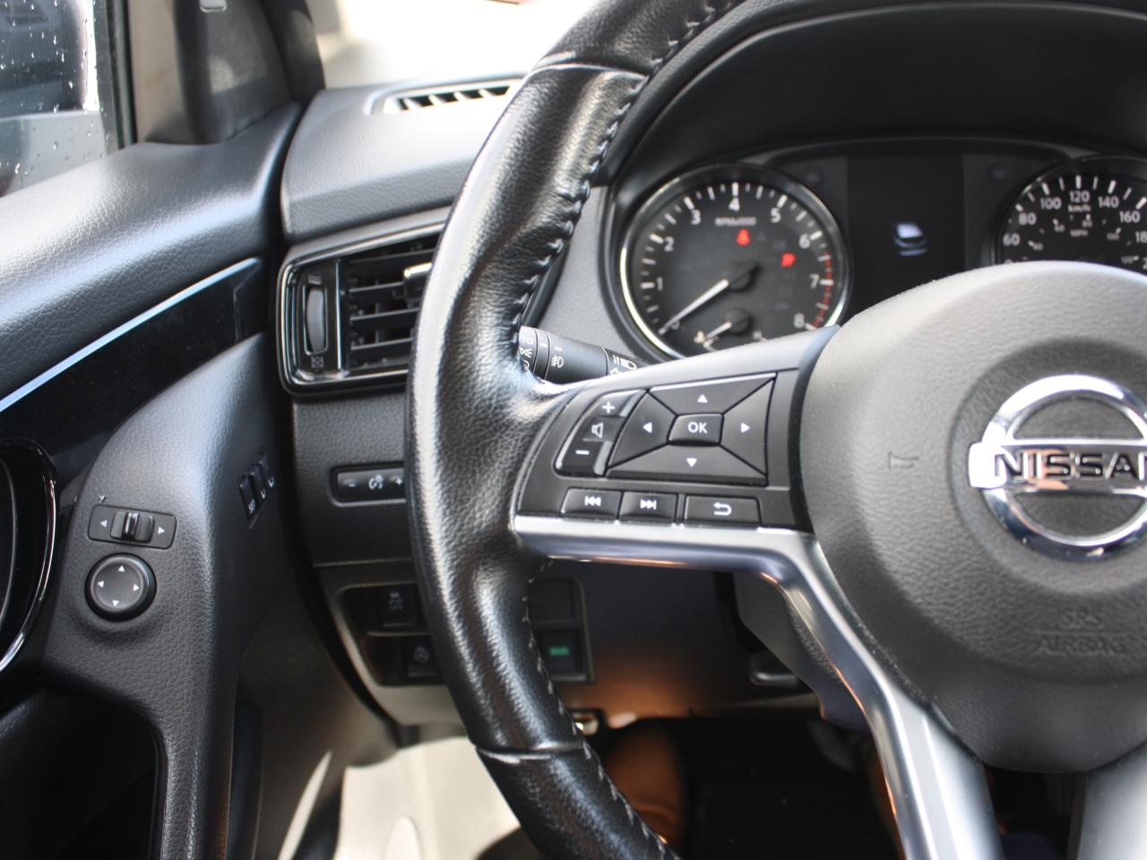 2023 Nissan Qashqai SL AWD / Leather / Heated Seats / Sunroof Photo