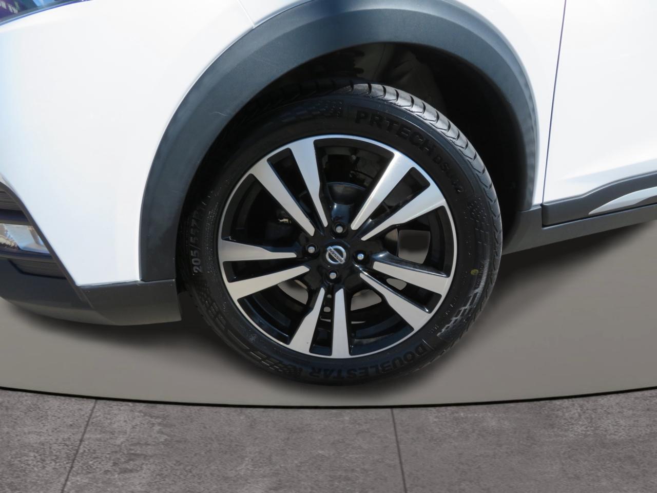 2019 Nissan Kicks S FWD Photo