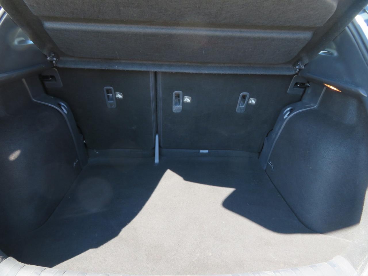 2019 Nissan Kicks S FWD Photo