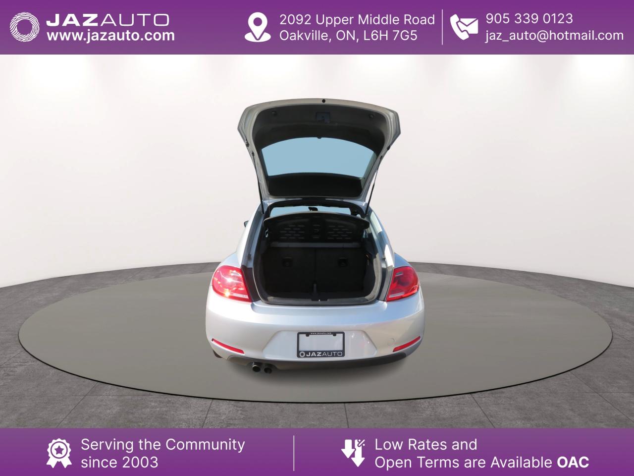 2012 Volkswagen Beetle 2dr Cpe Auto Highline Photo