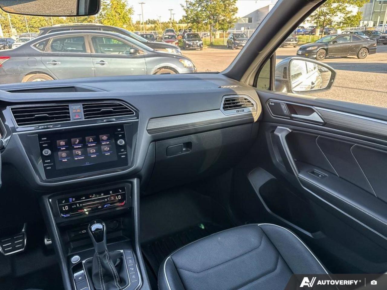 2024 Volkswagen Tiguan Highline R-line Photo