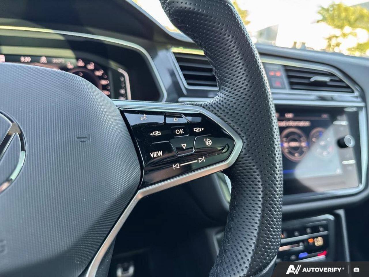 2024 Volkswagen Tiguan Highline R-line Photo