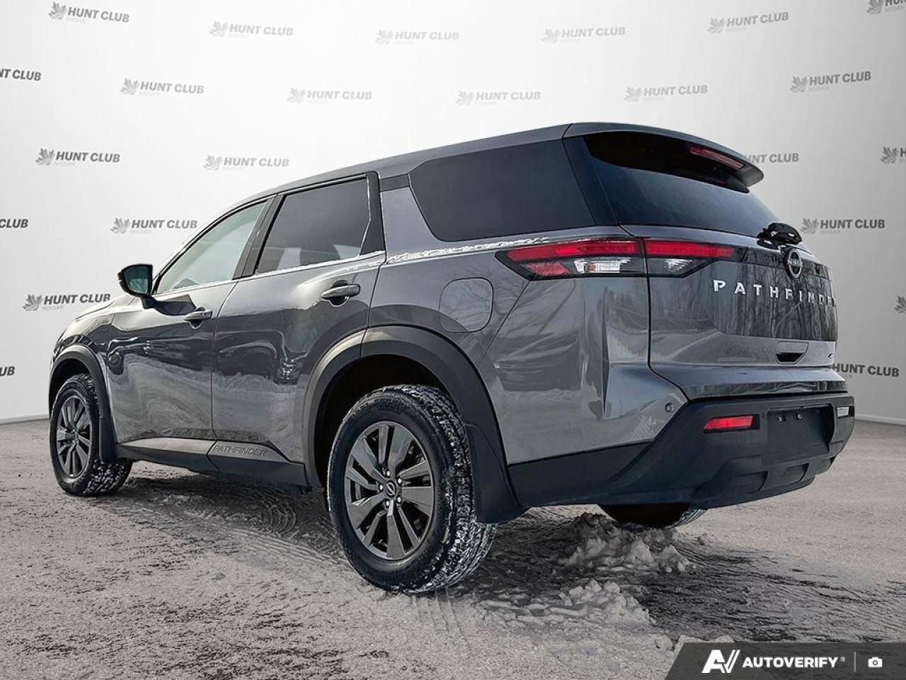 2025 Nissan Pathfinder S Photo