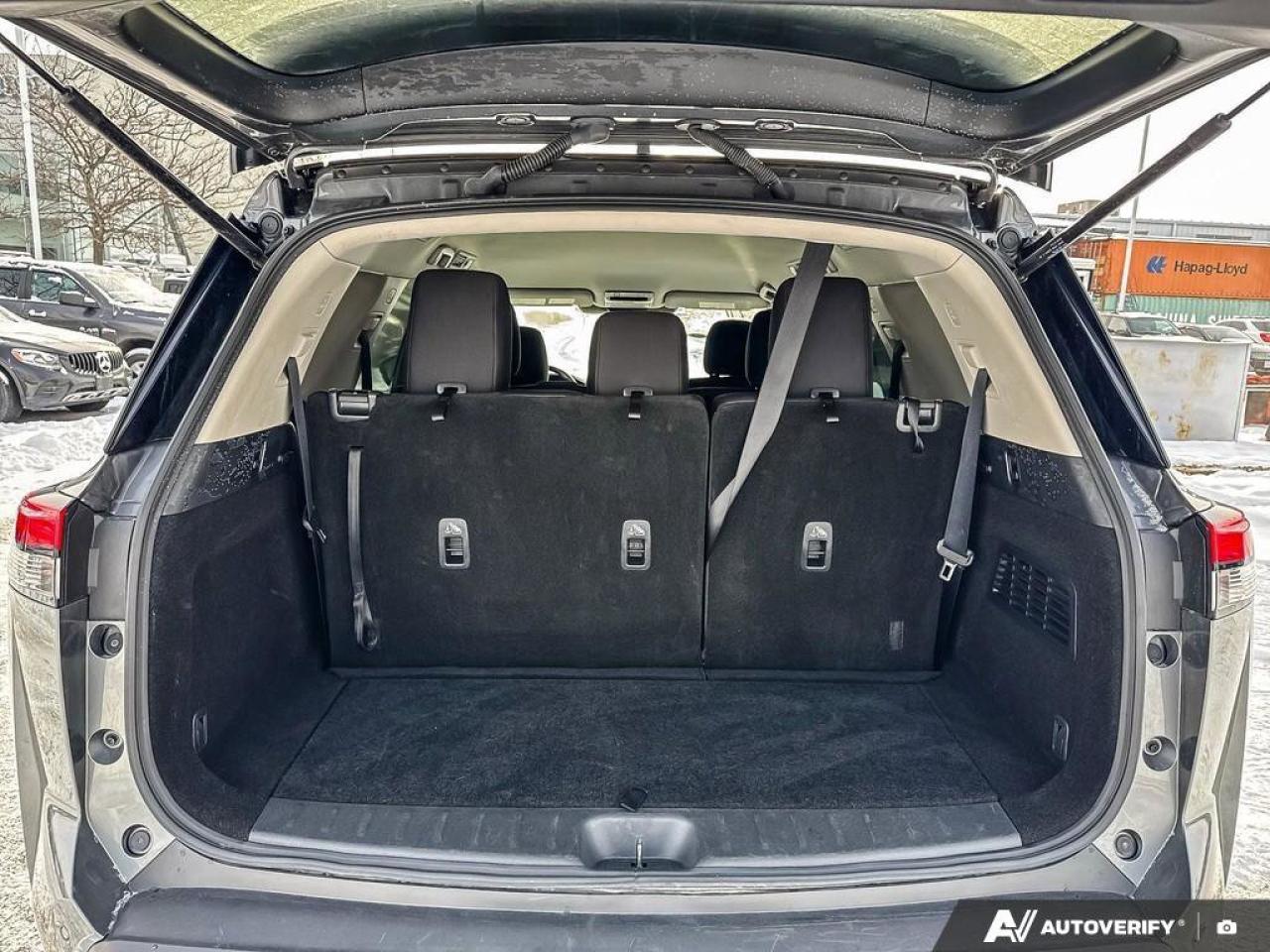 2025 Nissan Pathfinder S Photo