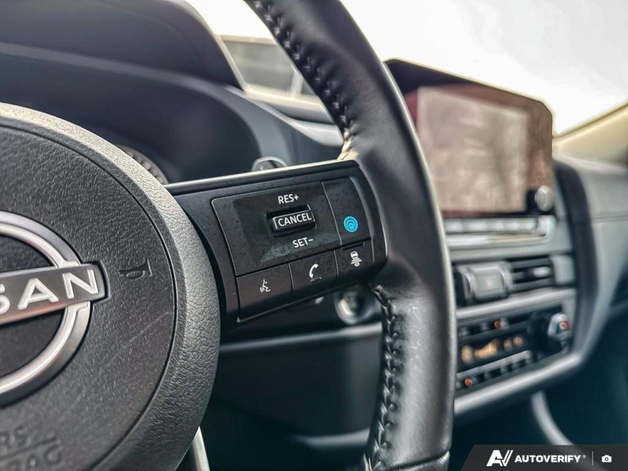 2025 Nissan Pathfinder S Photo