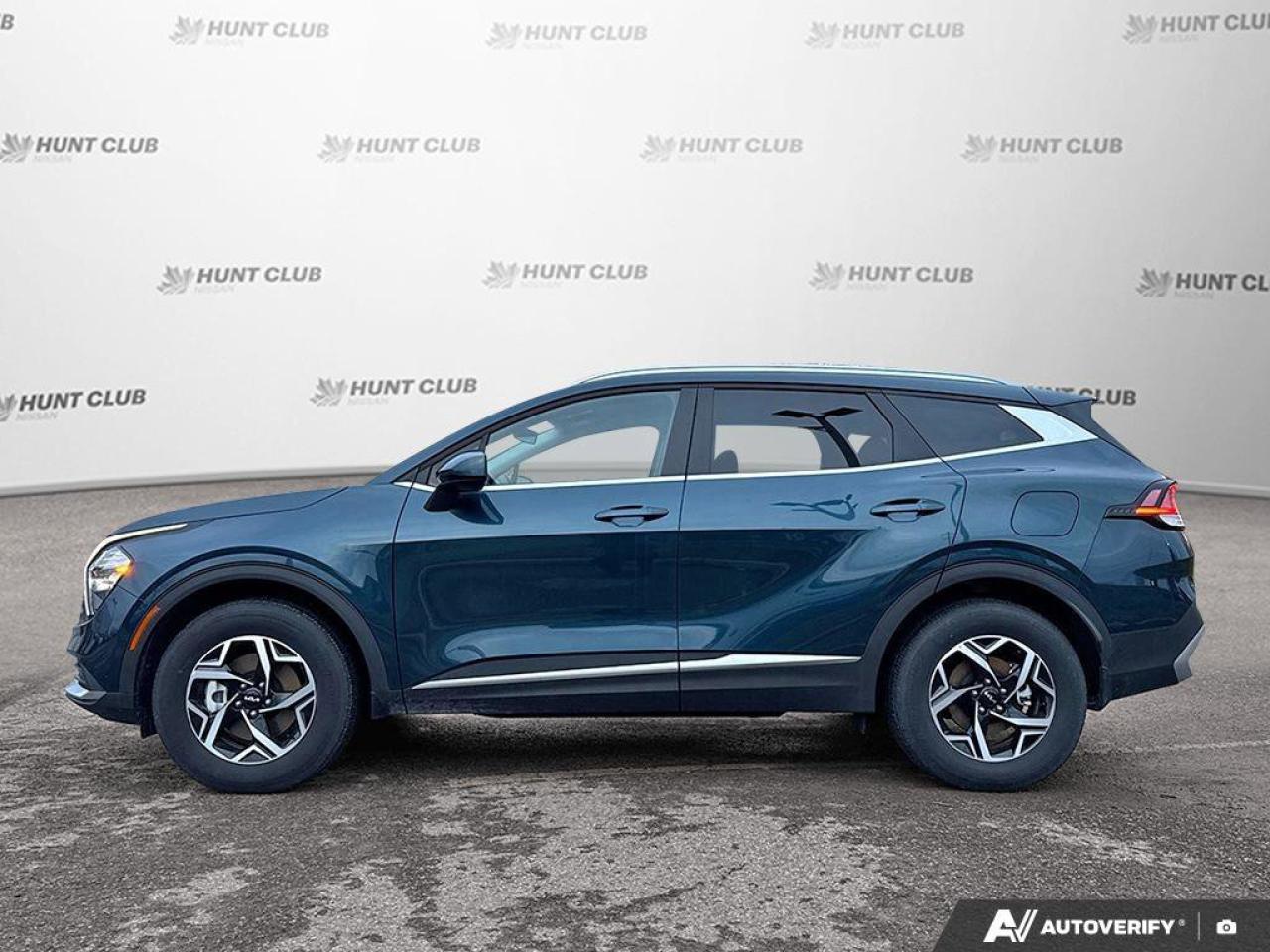 2025 Kia Sportage LX Photo3