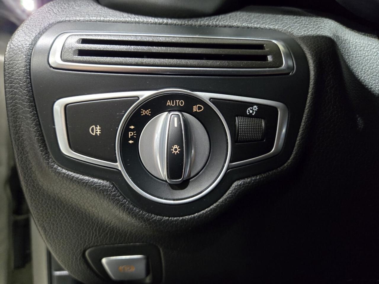 2020 Mercedes-Benz C-Class C 300 4MATIC AMG PKG NO ACCIDNTS  360 CAM NAVIGATI Photo