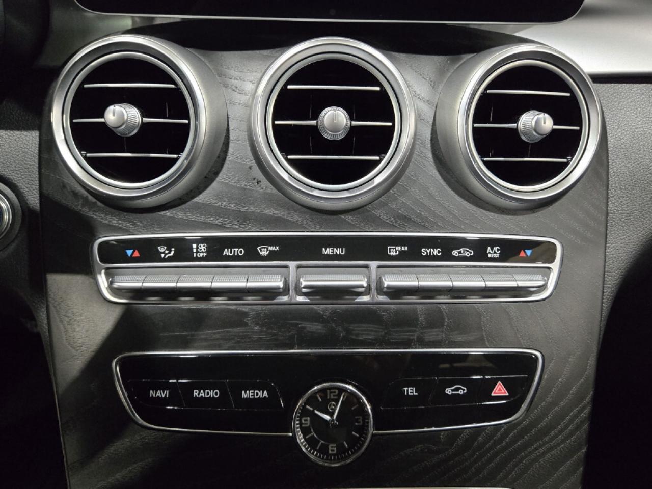 2020 Mercedes-Benz C-Class C 300 4MATIC AMG PKG NO ACCIDNTS  360 CAM NAVIGATI Photo