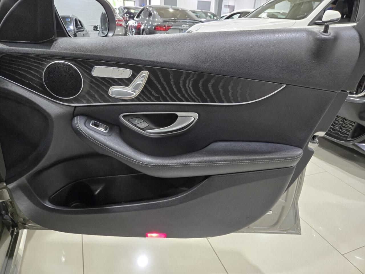 2020 Mercedes-Benz C-Class C 300 4MATIC AMG PKG NO ACCIDNTS  360 CAM NAVIGATI Photo