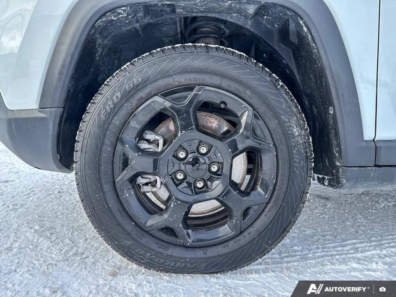 2024 Jeep Compass Trailhawk Photo