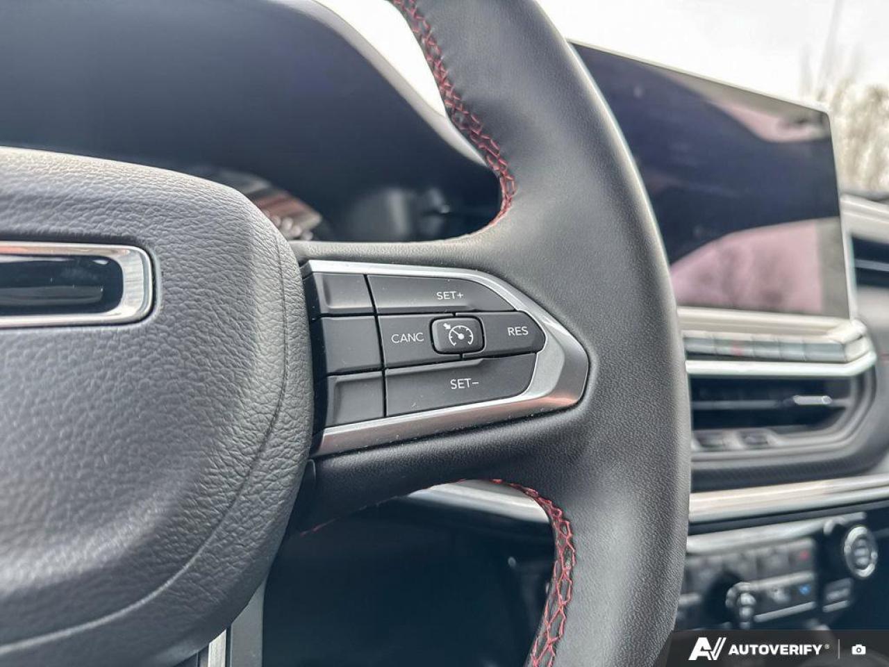 2024 Jeep Compass Trailhawk Photo